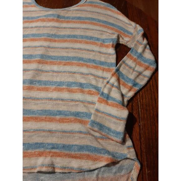 Small Sadie & Sage Long Sleeve Round Neck Semi Sheer Pullover Sweater Shirt Top - Picture 2 of 6